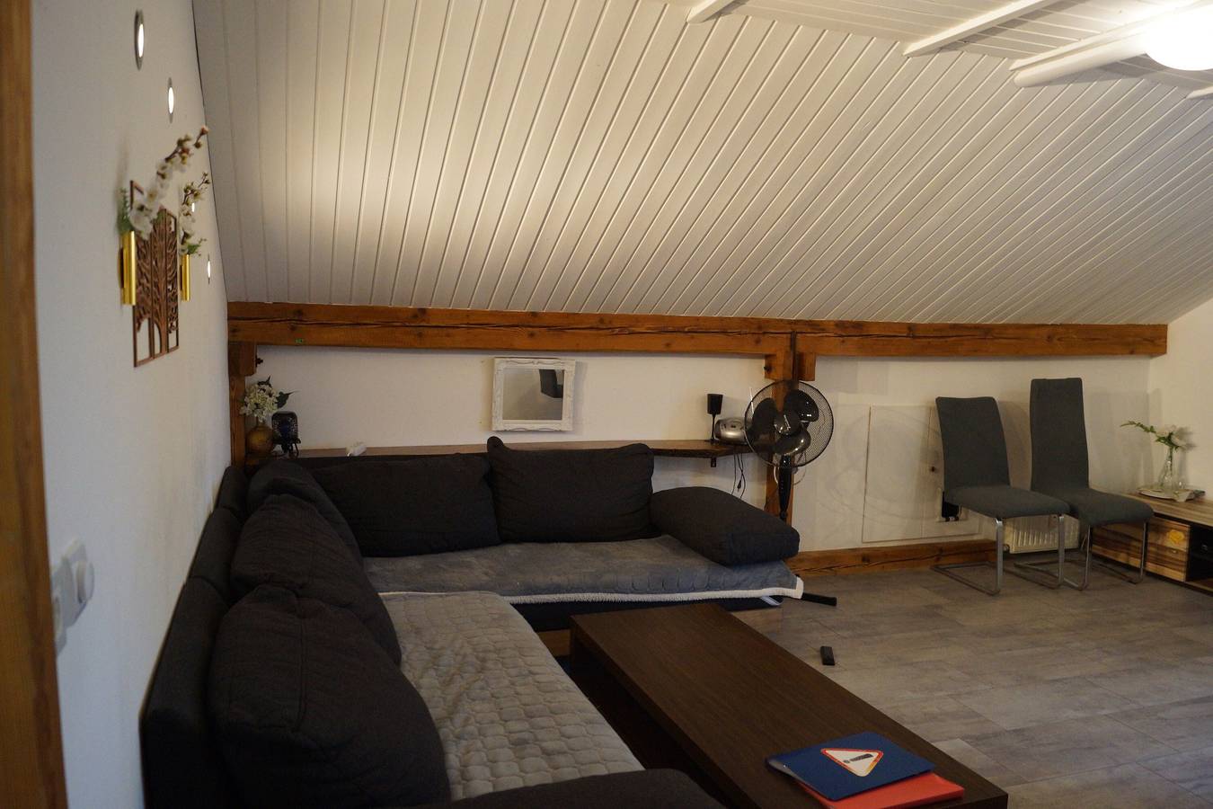 Ganze Wohnung, Ferienhaus „Ruhige und renovierte Wohnung“ mit Wlan in Schwendi, Landkreis Biberach