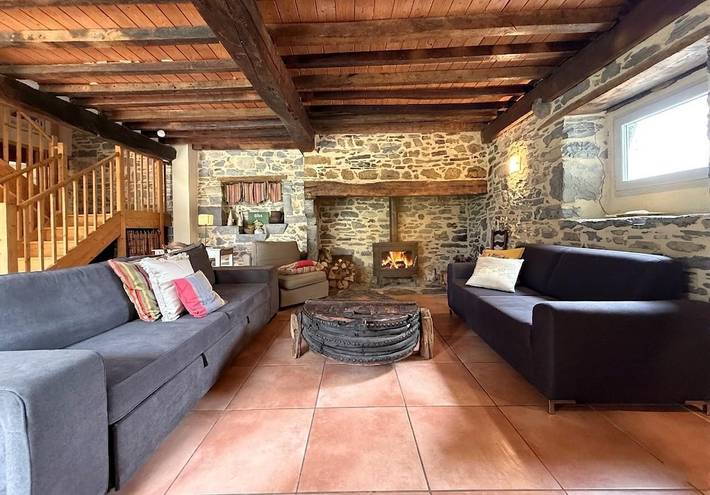 Gîte pour 10 personnes, avec jardin dans Vallée d'Ossau - 2