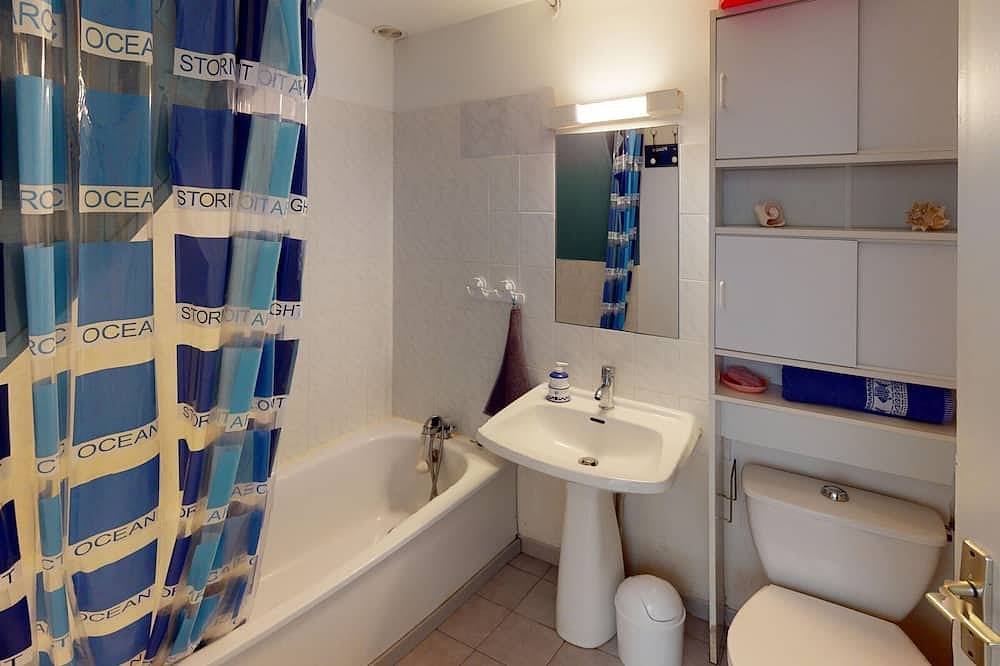 Bright house for 6 with pool near Sète in Vic-la-Gardiole, Côte d'Améthyste