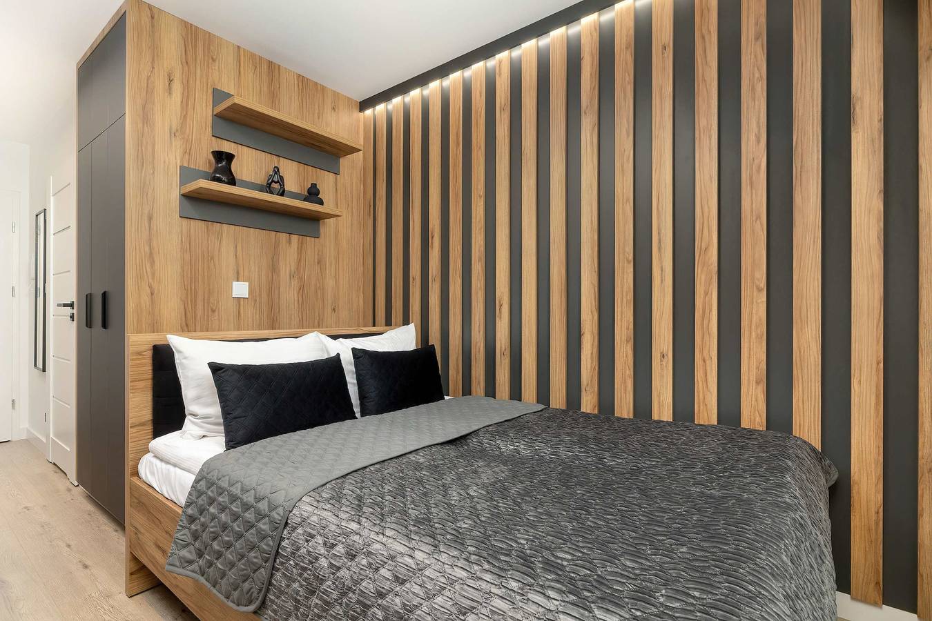 Ganzes Studio, Leszka Czarnego 15 Rzeszów | Air-conditioned Studio for Two | Business Trip | Remote Working in Rzeszów, Karpatenvorland