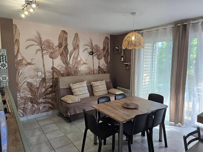 Gîte pour 6 personnes, avec piscine et sauna ainsi que jacuzzi et jardin à Chaveignes - 2