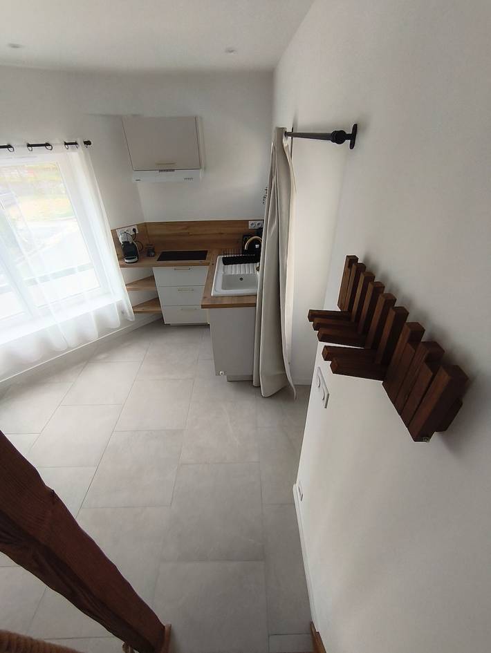 Hel lägenhet, Gite "La Glycine" for 2 with Heated Pool from Mid-May to September in Veuzain-sur-Loire, Blois region