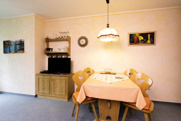 Ferienwohnung für 3 Personen, mit Sauna und Balkon in Bad Hindelang - 3