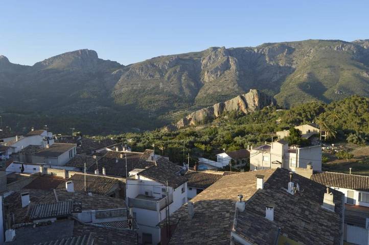 Apartamento para 8 personas, con Balcón y Vistas en Benimantell