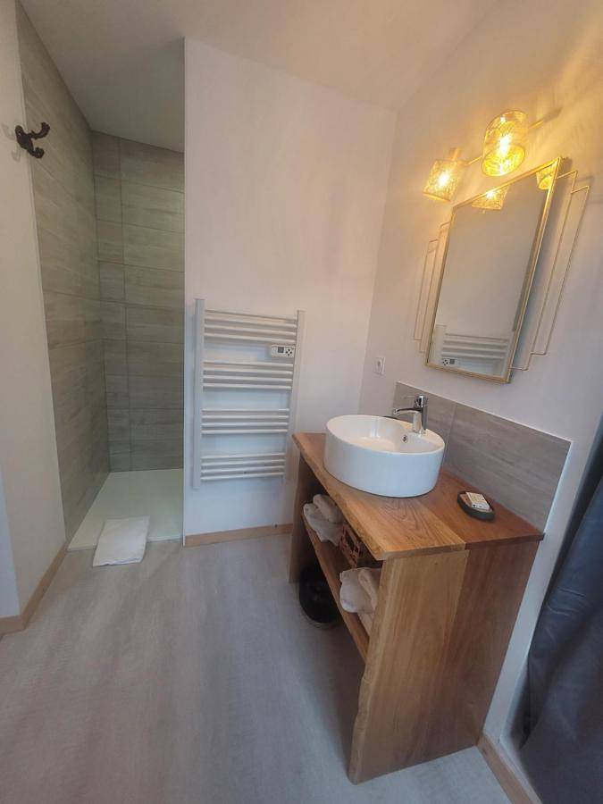 Gîte pour 2 personnes, avec jardin et vue à Parthenay - 2