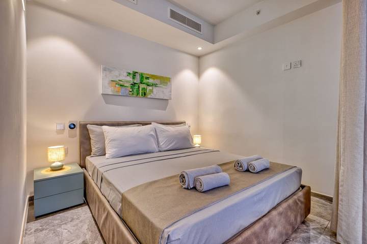 Apartment for 4 people, with balcony and pool, child-friendly in San Giljan