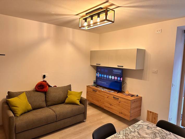 Entire apartment, Apartment Dina with Shared Terrace and Wi-Fi in Santo Stefano di Cadore, Karnischer Hauptkamm