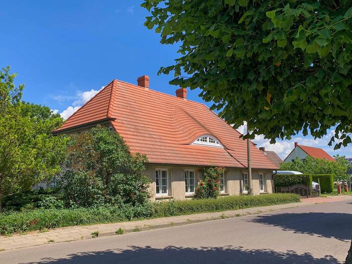 Ferienwohnung für 5 Personen, mit Terrasse und Garten sowie Sauna in Gingst