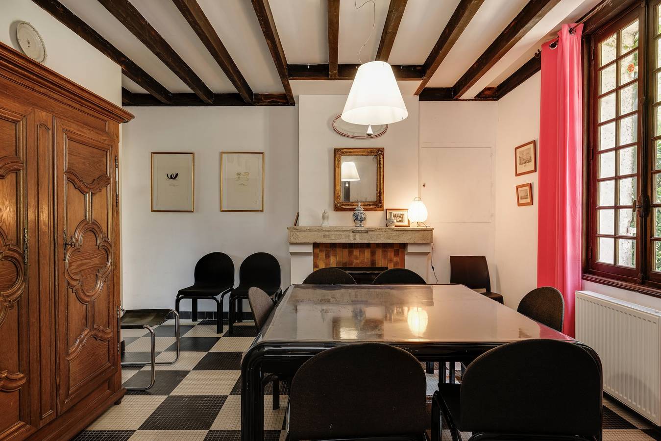 Le Clos de la Capelle – Charme & Confort à Libourne, Jardin Privé et Espaces Spacieux pour 8 Pers in Libourne, Région de Libourne