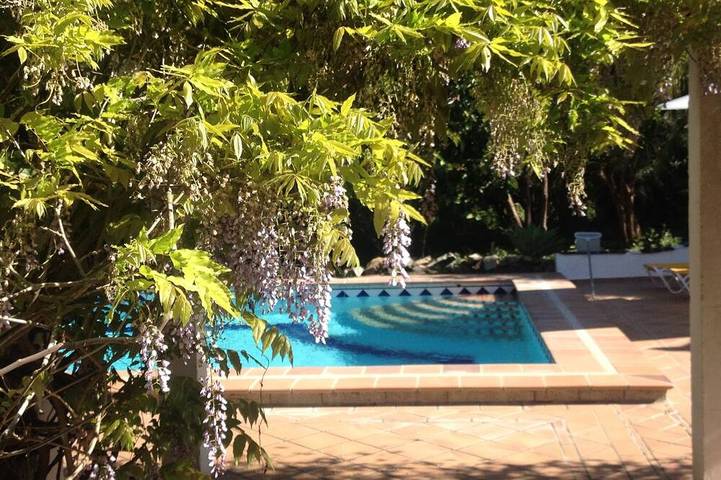 Chalet para 20 personas, con jardín y piscina en Barbate