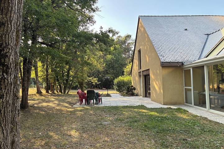 Location de vacances pour 35 personnes, avec Terrasse et Jardin à Rillé