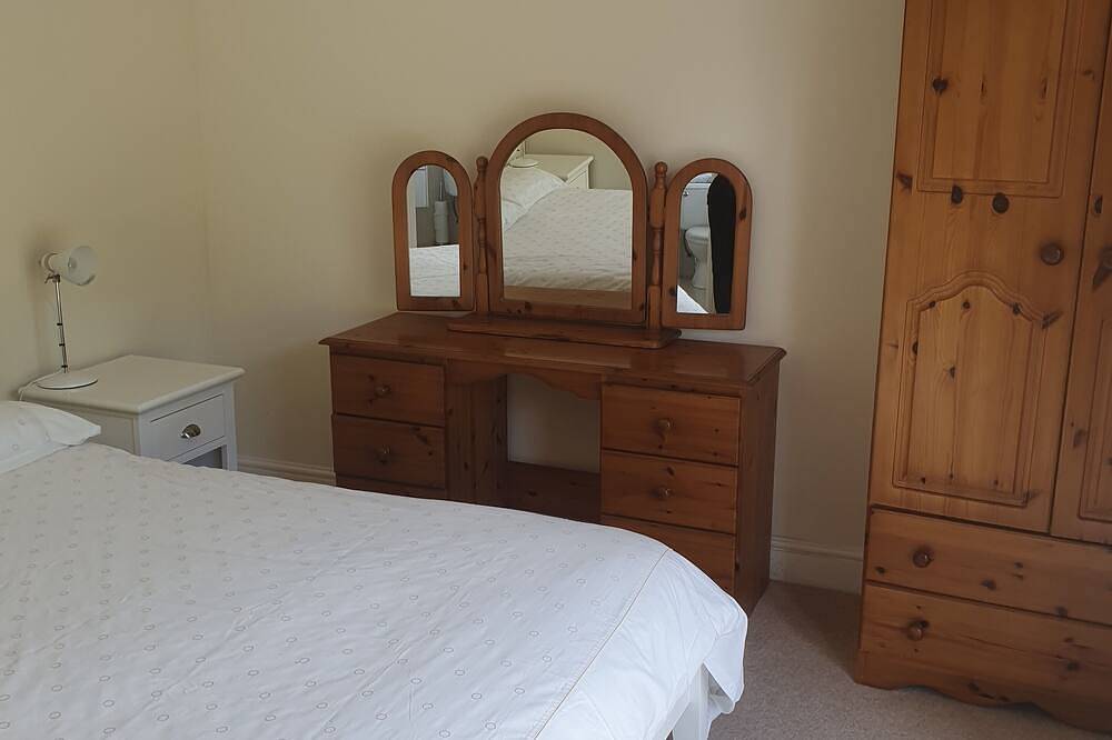 Neu renoviertes Haus mit Blick auf den Atlantischen Ozean in Connemara in Rinvyle ED, Connemara