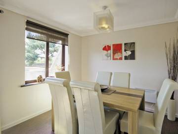Log Cabin for 5 People in Cromer, Norfolk, Photo 3