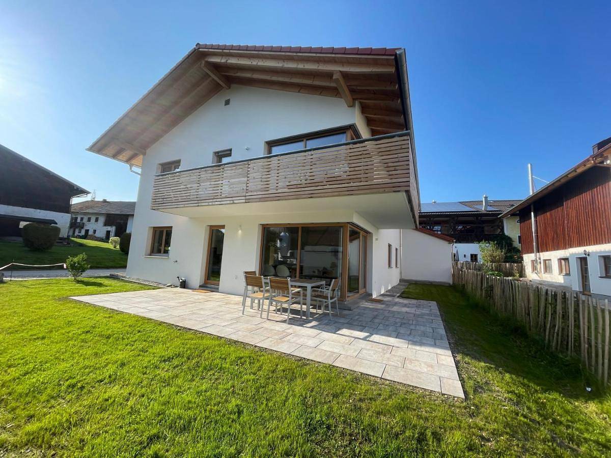 Ganze Wohnung, Three-Bedroom Apartment in Höslwang, Chiemsee