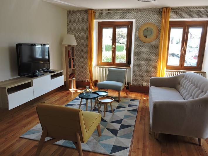 Gîte pour 8 personnes, avec jardin et terrasse, animaux acceptés dans Sainte-Marie (Doubs)