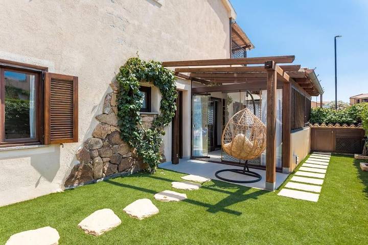 Apartamento de vacaciones para 5 personas, con jardín y piscina - 1