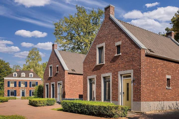 Gîte pour 8 personnes, avec Balcon/Terrasse ainsi que Terrasse et Jardin à Hasselt