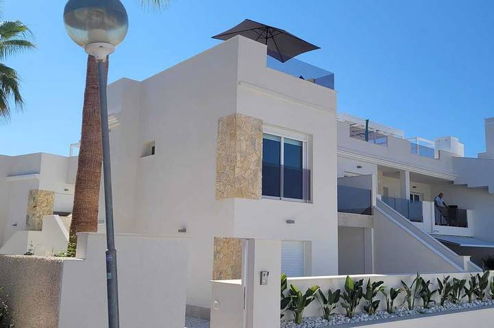 Apartamento de vacaciones para 4 personas, con balcón y piscina - 1