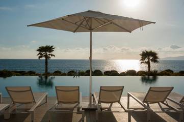 Hôtel pour 2 personnes, avec piscine et sauna ainsi que jardin et vue, animaux acceptés dans Plage d'Agosta