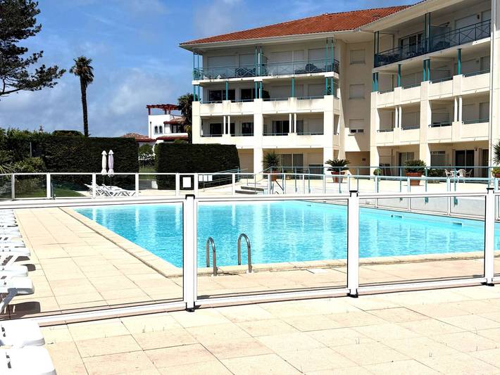 Gîte pour 2 personnes, avec balcon et piscine dans Golf De La Nivelle - 2
