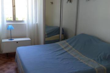 Villa pour 4 Personnes dans Le Lavandou, Région de Toulon, Photo 2