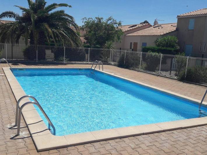 Ferienhaus für 6 Personen, mit Terrasse und Pool