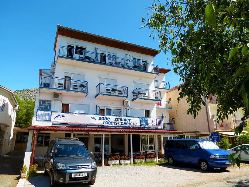 Zimmer für 2 Personen mit Balkon in Starigrad Paklenica, Starigrad