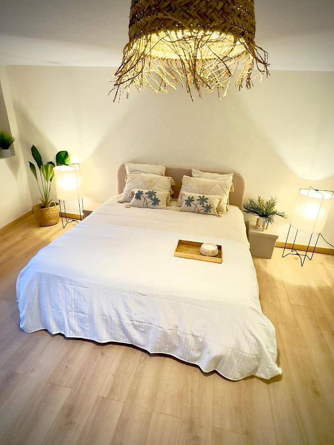 Gîte pour 2 personnes, avec terrasse, animaux acceptés dans Lac de Saint-Cyr - 2