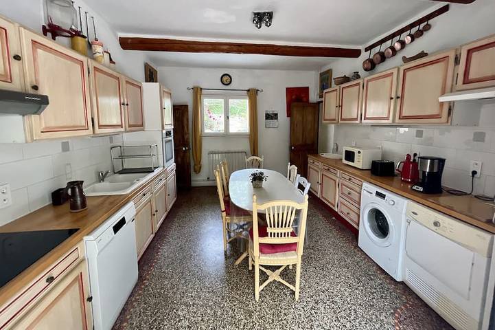 Agriturismo für 8 Personen, mit Whirlpool und Pool sowie Garten in der Provence - 3