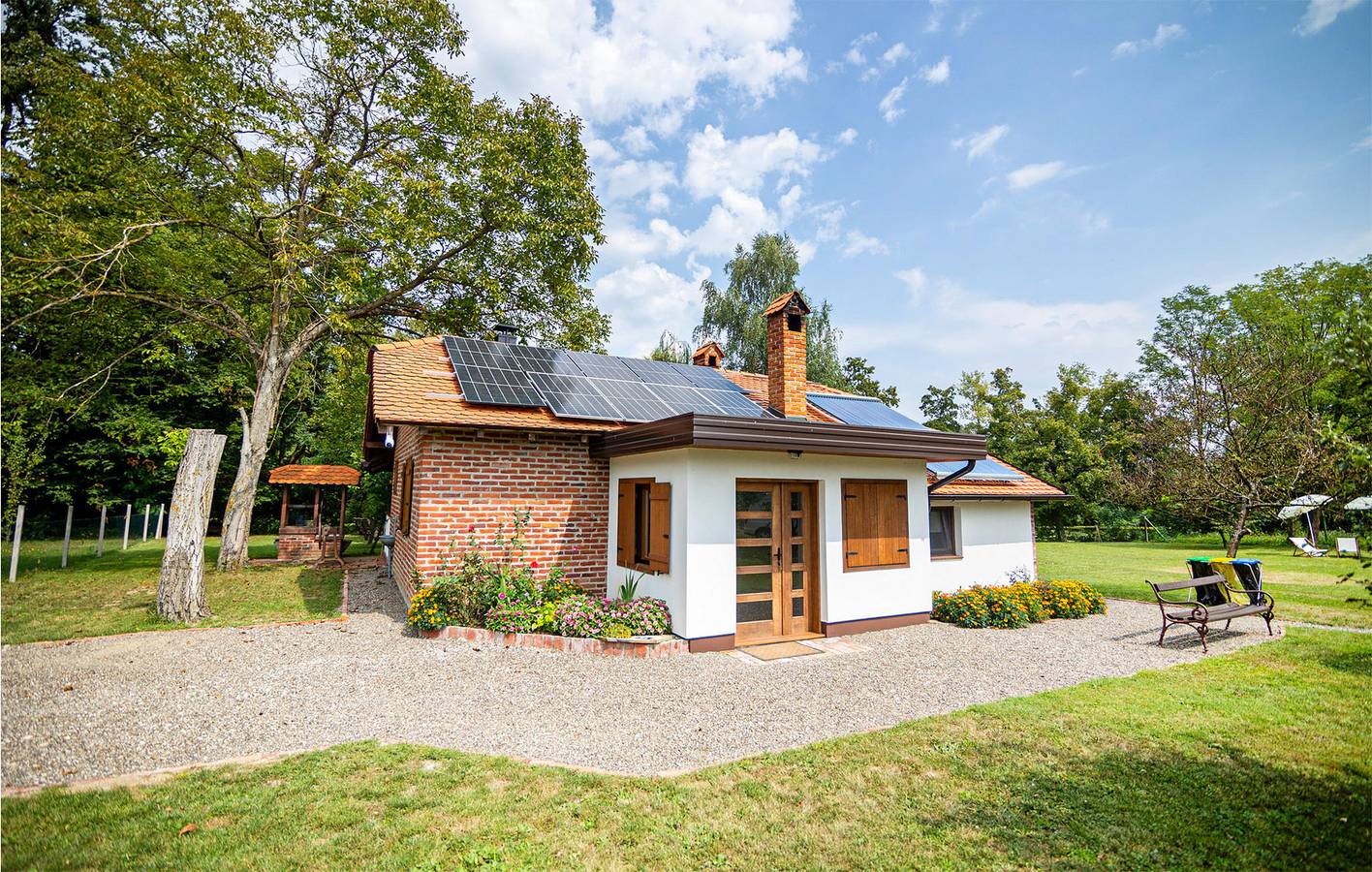 Reizende 2-Zimmer-Wohnung mit Pool, WLAN und Zugang zum Fluss – der ideale Rückzugsort! in Vukovar-Srijem