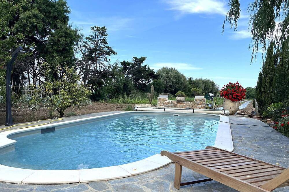 Appartamento intero, Apartment in villa with pool near Bastia in Furiani, Bastia e dintorni