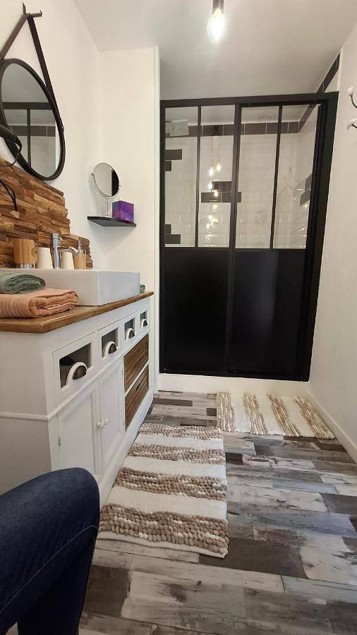 Chambre d'hotes studio des tourterelles in Champniers, Charente