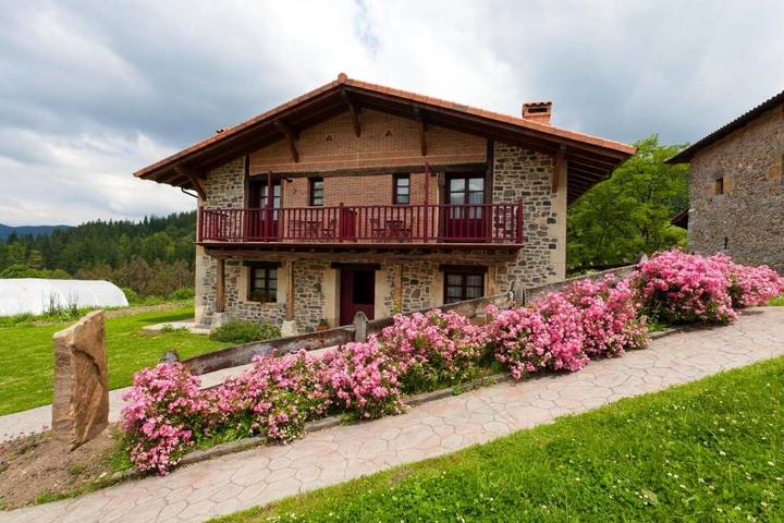 Hotel para 2 personas, con Terraza y Jardín en el País Vasco