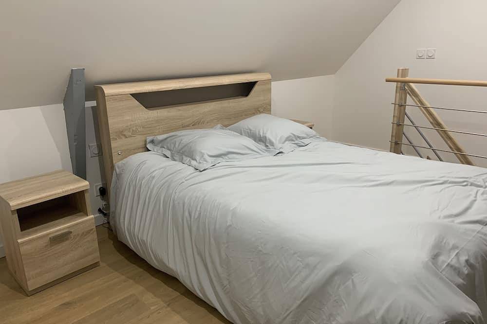 Appartement entier, Duplex Vue Mer de tourisme 3 étoiles avec Balcon & Piscine in Saint-Guénolé, Penmarch
