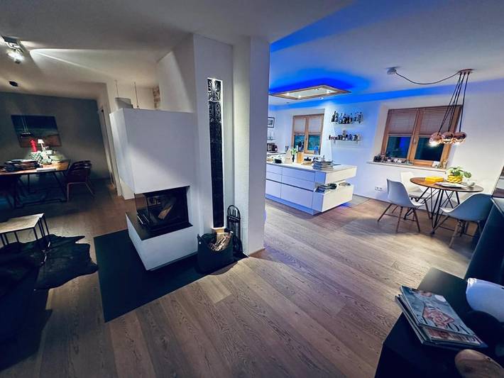 Ferienhaus für 8 Personen, mit Balkon und Whirlpool sowie Terrasse und Garten in Miesbach - 3