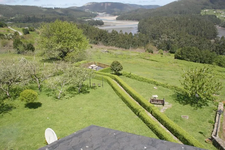 Casa rural para 2 personas, con terraza y jardín - 1
