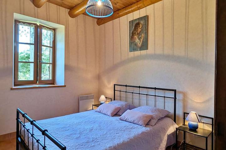Gîte pour 6 personnes, avec jardin, animaux acceptés à Allègre - 2