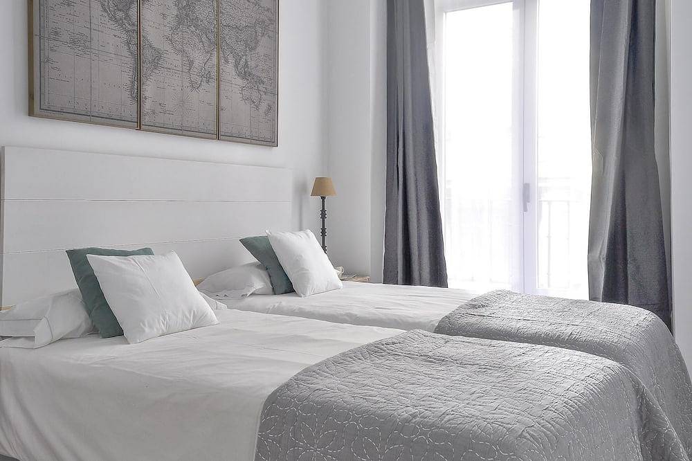 Entire apartment, Apartamento en Puerta del Sol centro ciudad in Centro (Madrid), Madrid