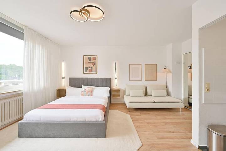 Ganze Wohnung, Beautiful 1-Bedroom apartment with fully Kitchen near University and Downtown in Wuppertal, Bergisches Land