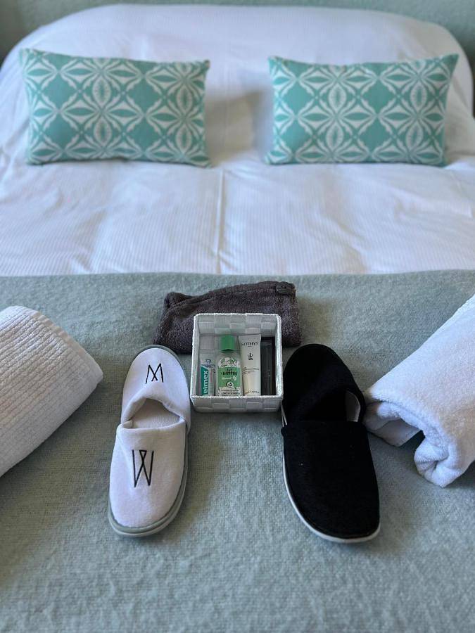 Chambre d’hôte pour 2 personnes, avec terrasse et jardin ainsi que vue et piscine dans Indre - 3