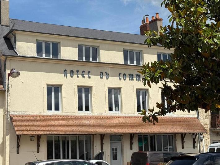 Location de vacances pour 13 personnes, avec jardin et vue, animaux acceptés à Saint-Parize-le-Châtel - 3