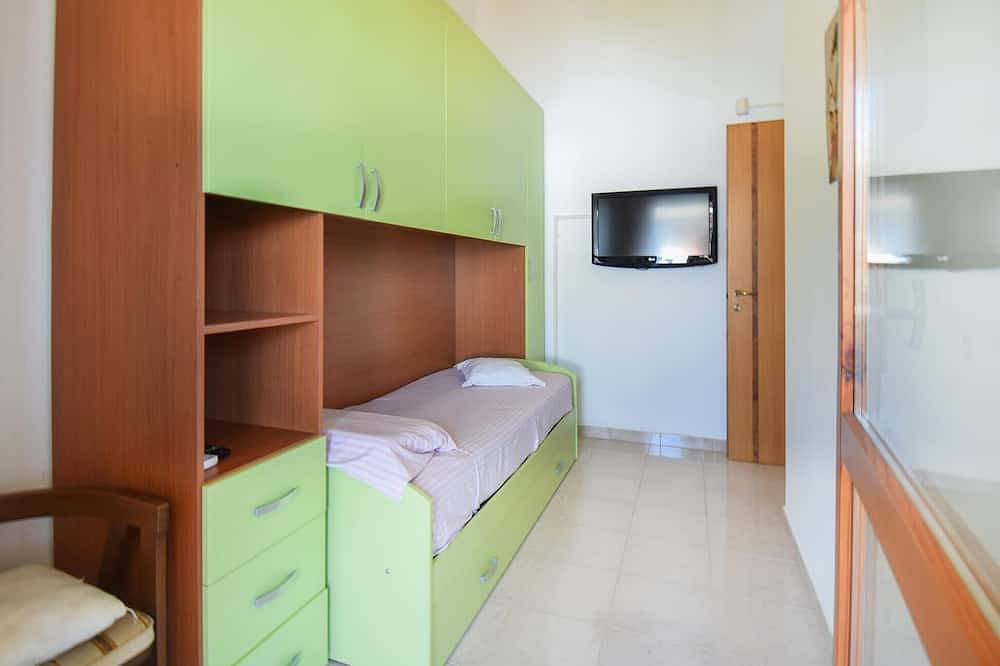 3 bedroom cozy home in Lavinio in Anzio, Province de Rome