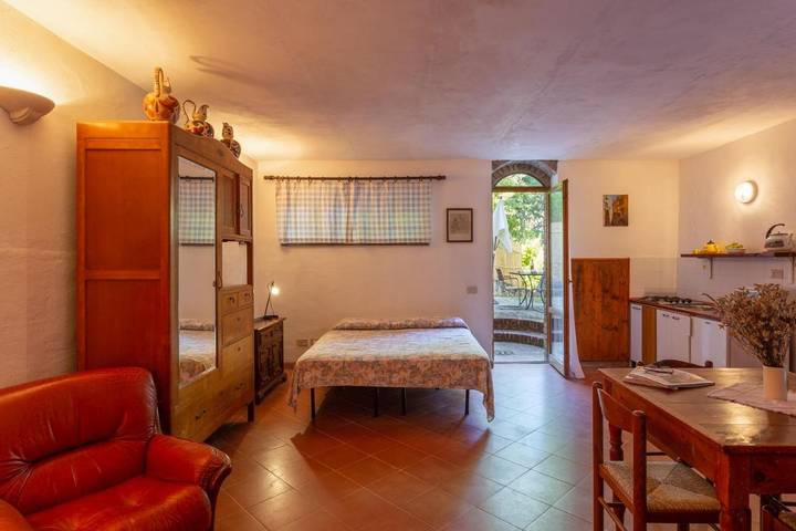 Location de vacances pour 2 personnes, avec vue ainsi que jardin et piscine à San Gimignano - 3