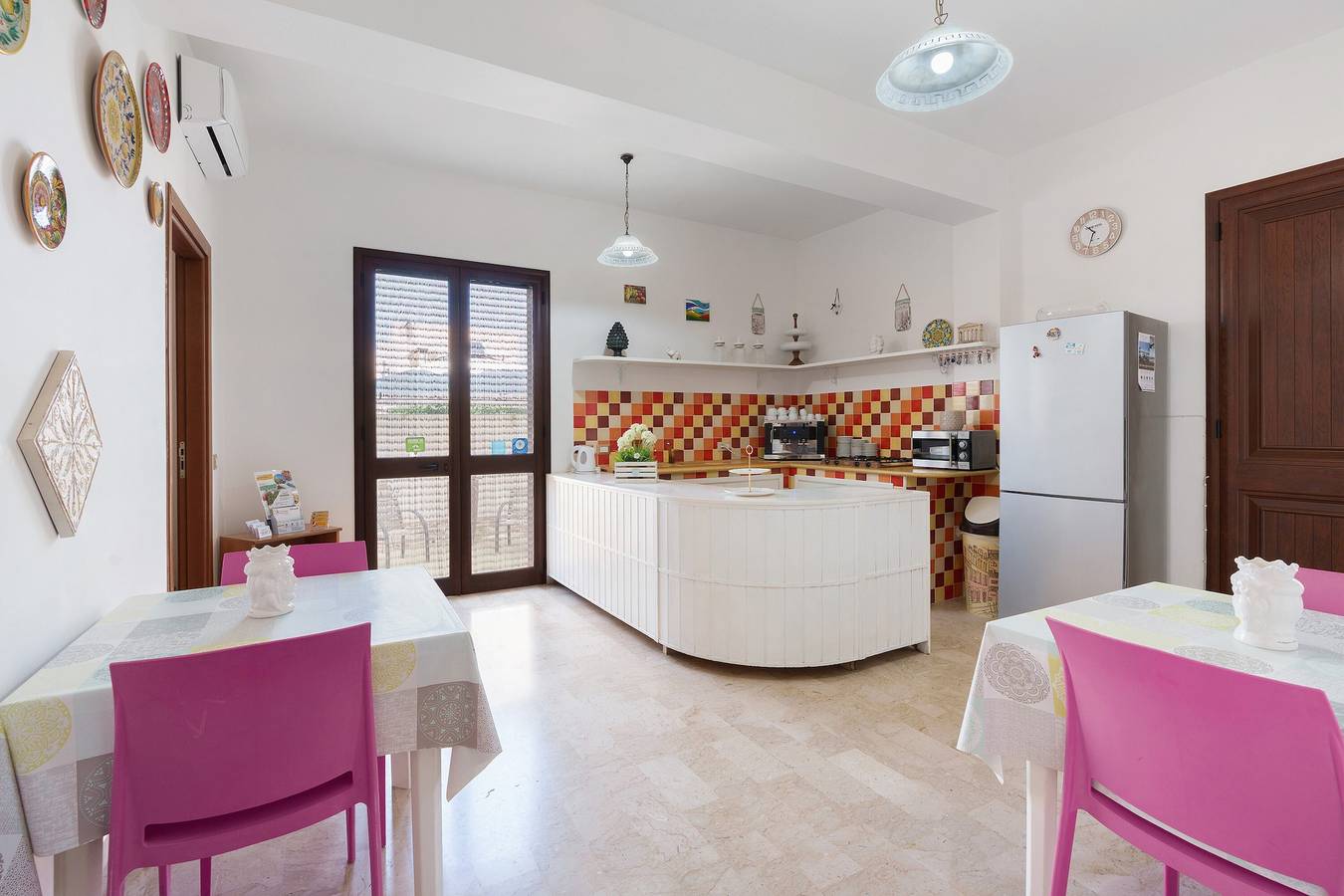 Camera 'Demetra Malophoros - 13' con terrazza condivisa, Wi-Fi e aria condizionata in Marinella (Sicilia), Castelvetrano (Comune)