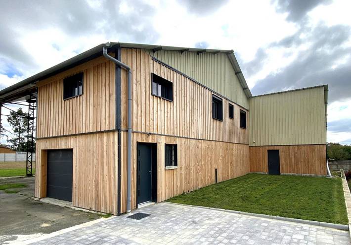 Gîte pour 3 personnes, avec jardin à Saulces-Monclin