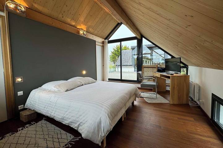 Location de vacances pour 10 personnes, avec jardin dans Lerat - 2