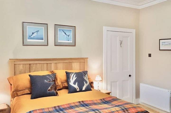 Ganze Wohnung, Award-winning & stylish - Caman House, in the heart of the Cairngorms. in Newtonmore, Cairngorms National Park