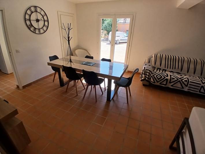 Casa de vacaciones 'Domaine Du Courroussouve' con vistas a la montaña, Wi-Fi y aire acondicionado in Oppède, Parque natural regional del Luberon