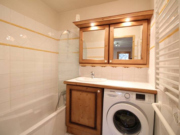 Gîte pour 6 personnes, avec terrasse, animaux acceptés dans Les Carroz - 3