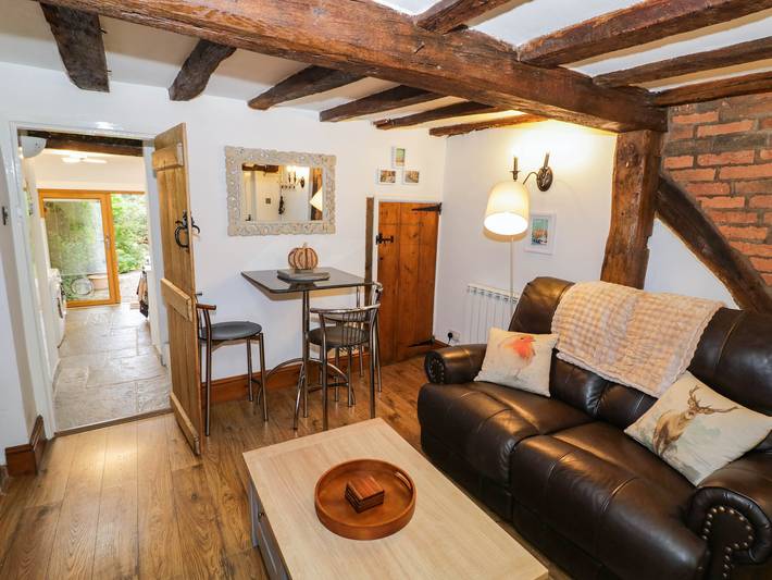 Lilac Cottage in Brinklow, Warwickshire